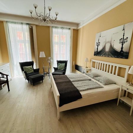 Academy Home - Elegant Place Next To The Parliament Budapesta Exterior foto