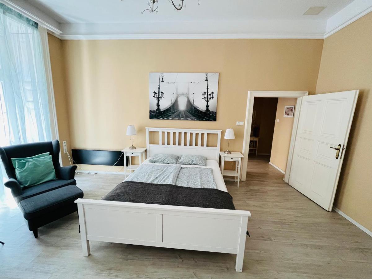 Academy Home - Elegant Place Next To The Parliament Budapesta Exterior foto