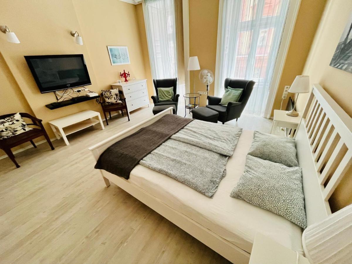 Academy Home - Elegant Place Next To The Parliament Budapesta Exterior foto
